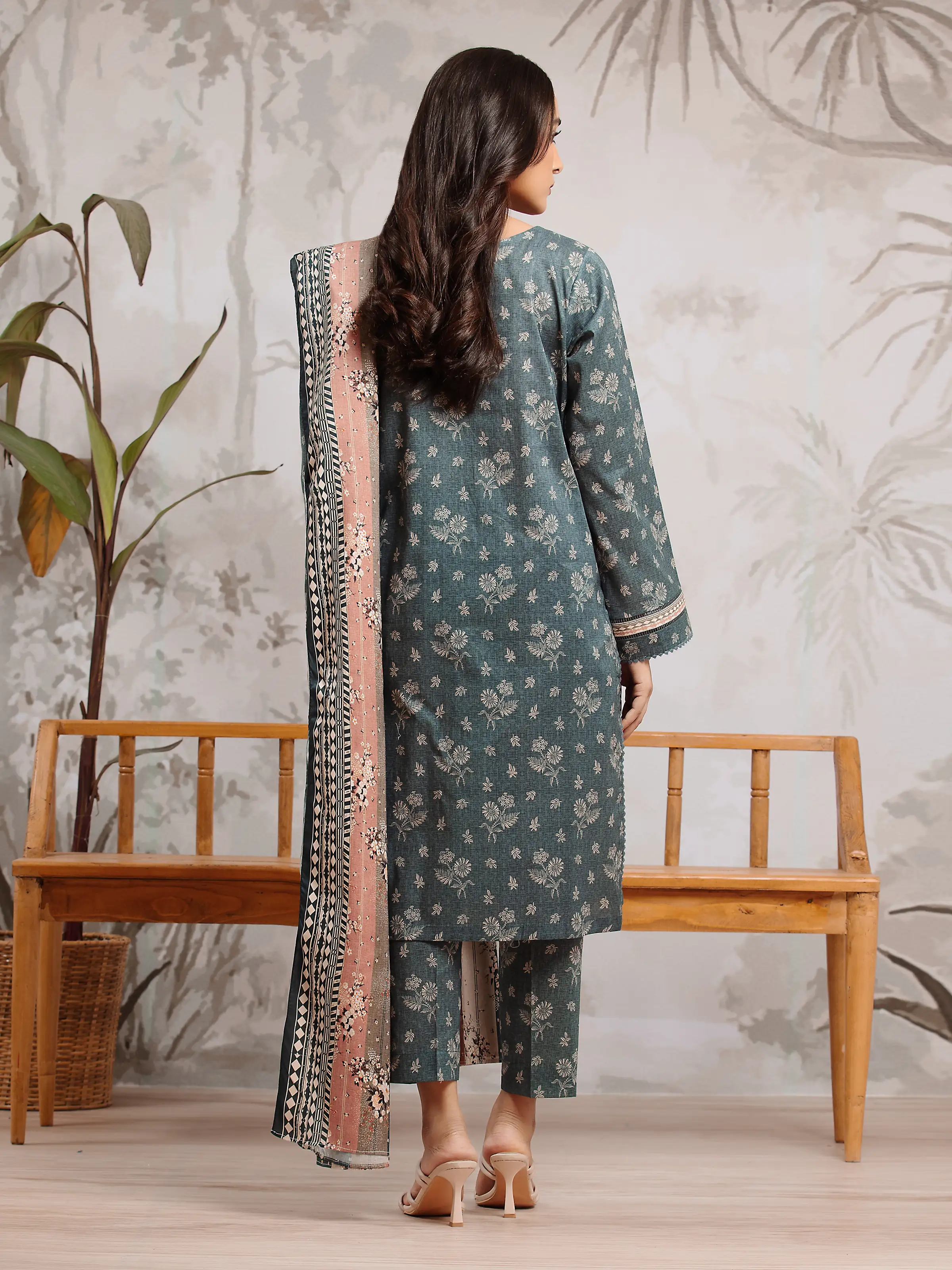 Printed Khaddar Suit - EWU24A3-29582-3P - Image 2