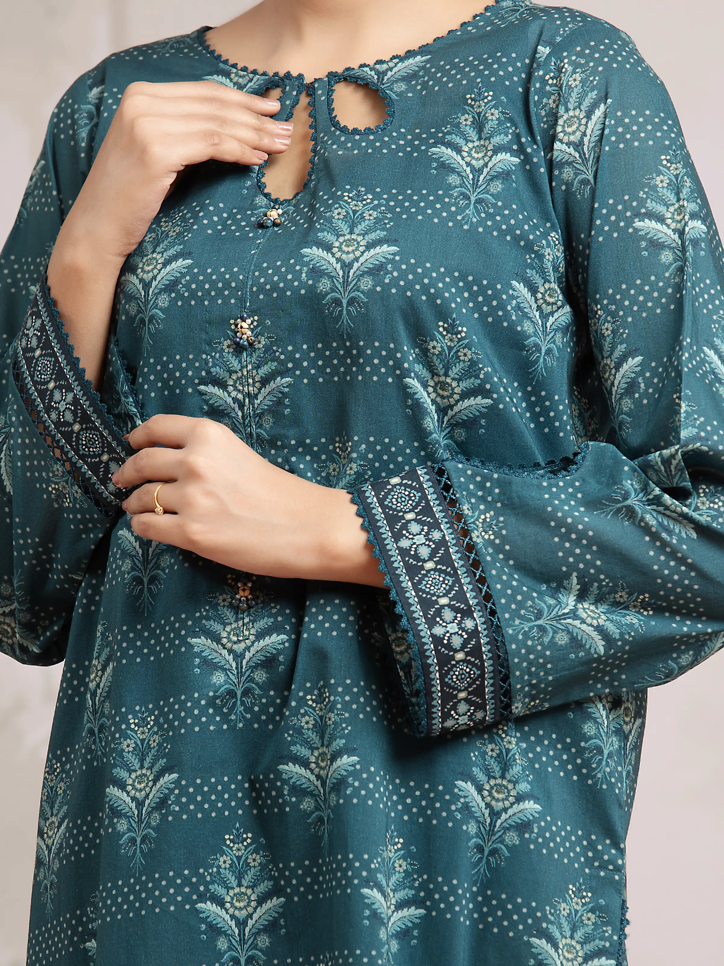 Printed Khaddar Suit - EWU24A3-29603-3P - Image 3