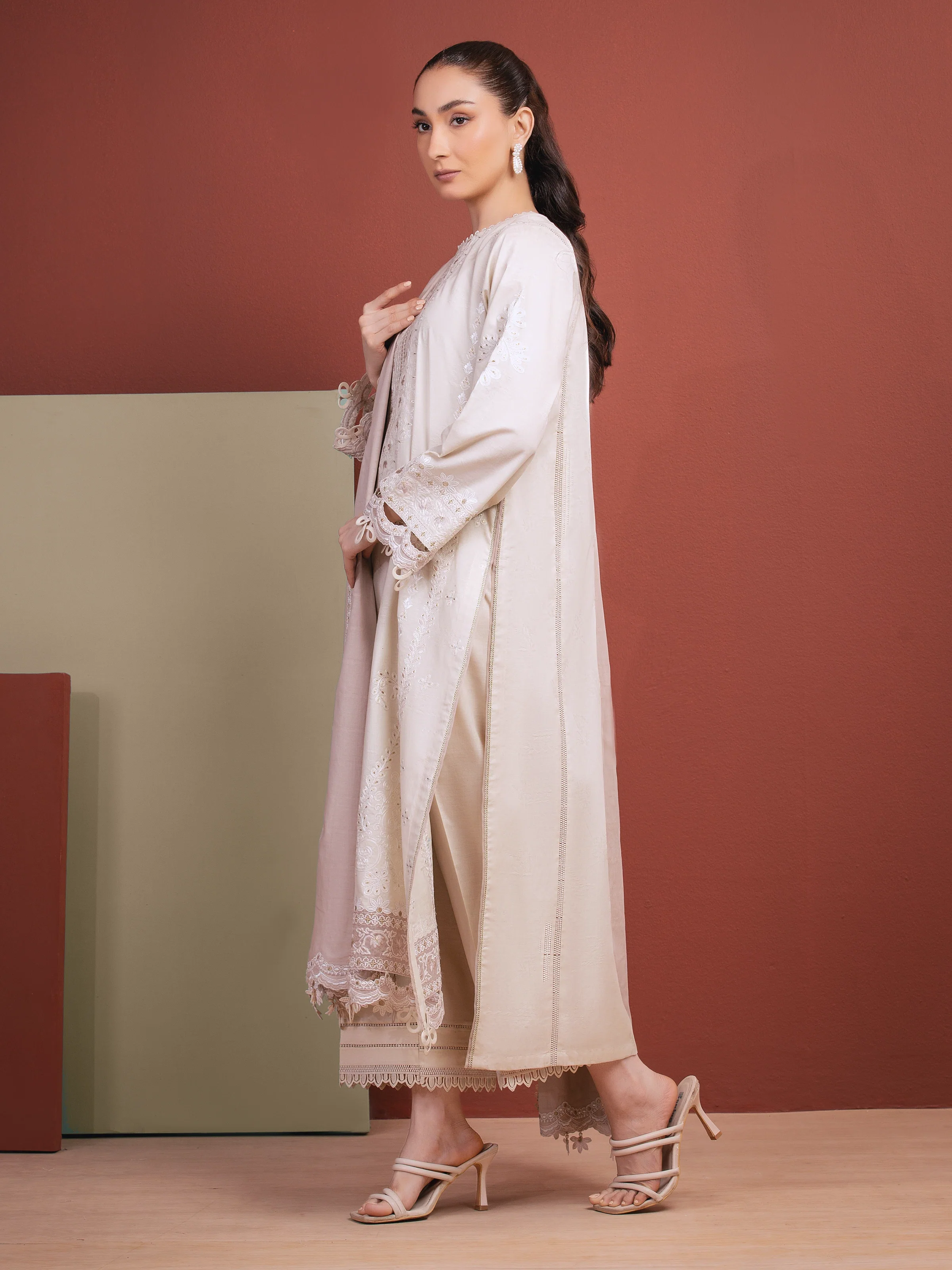 Embroidered Jacquard Suit - EWU5V3-31156-3P - Image 5