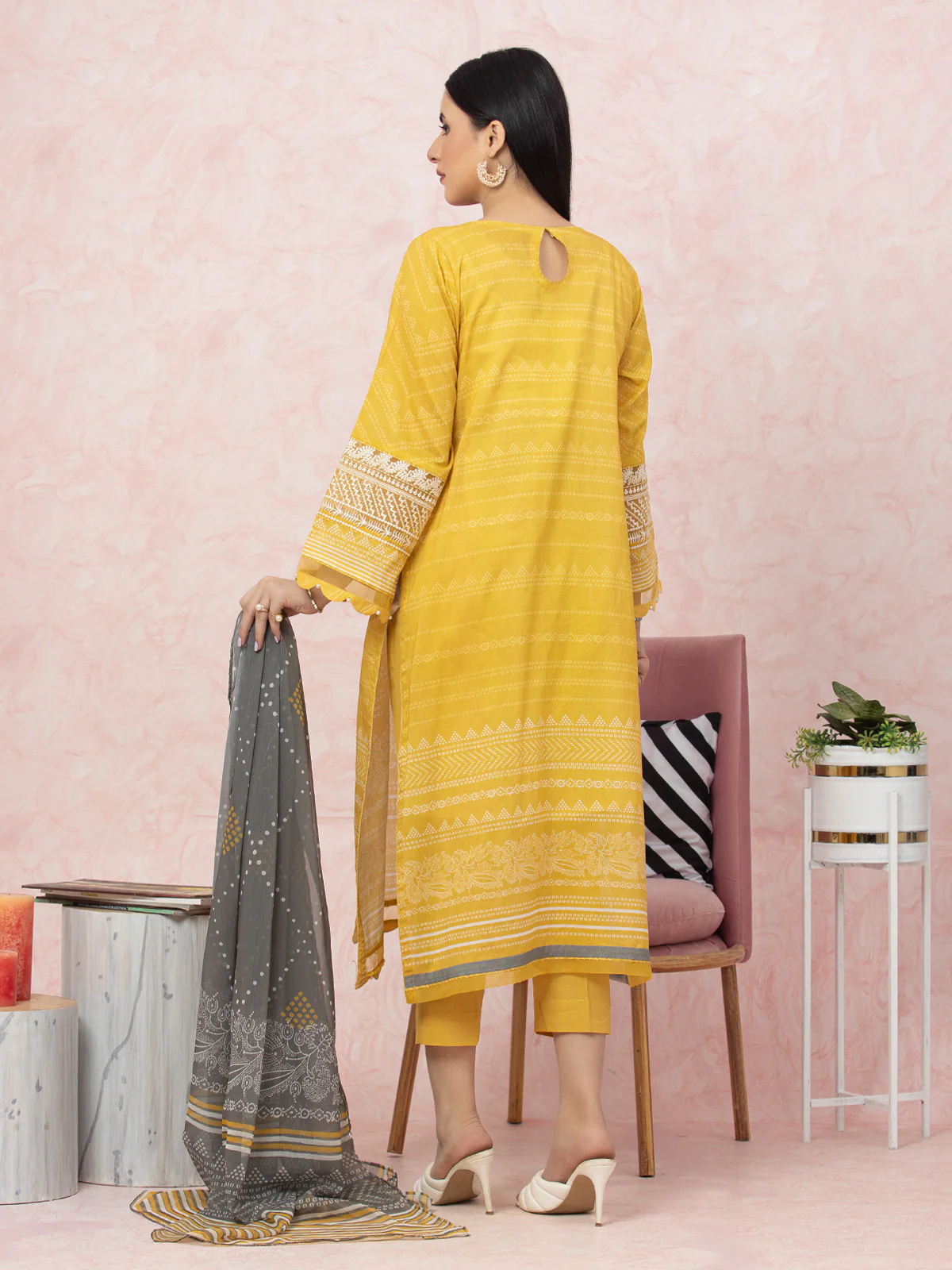 Embroidered Lawn Shirt - EWU22V1-26548S - Image 2