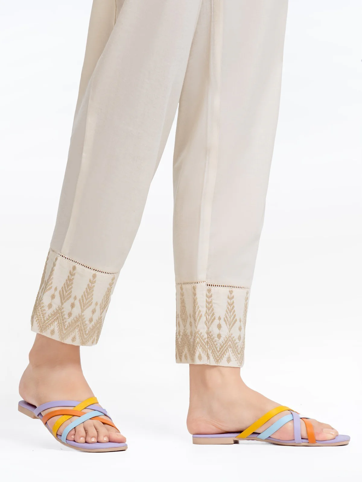Embroidered Cambric Trouser - EWBE22-76388 - Image 2