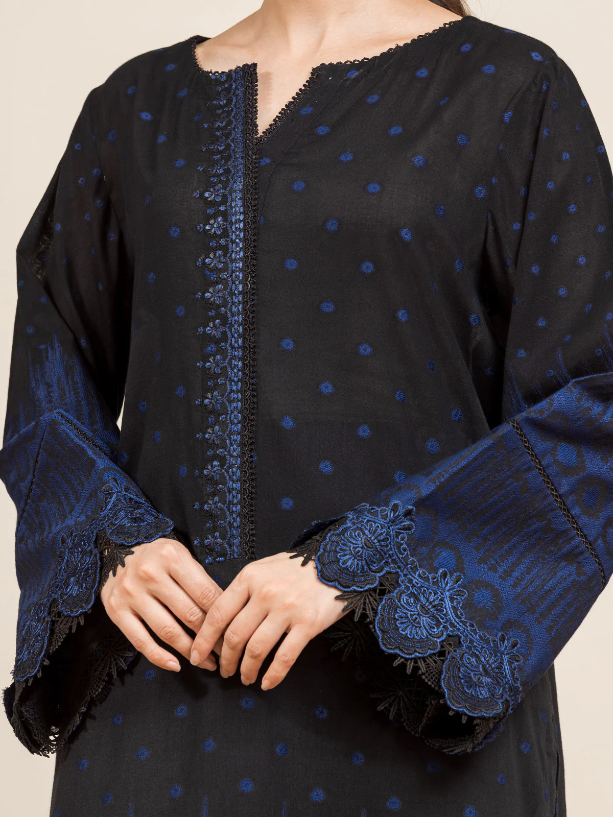 Embroidered Jacquard Suit - EWU24V3-26621-3P - Image 3
